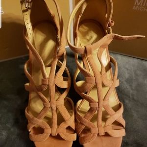 Michael Kors Size 8